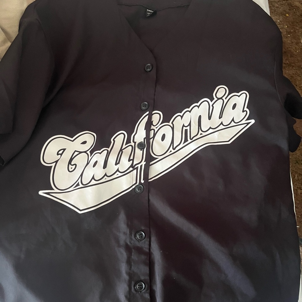 Black button up California shirt